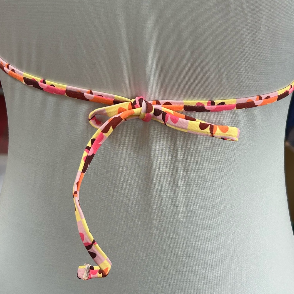 Hurley Retro Floral Daisy Triangle Bikini Set NWT Medium - Picture 10 of 10